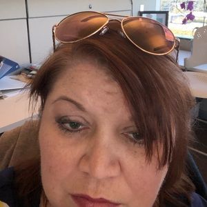 Meet your Posher, Jeannie